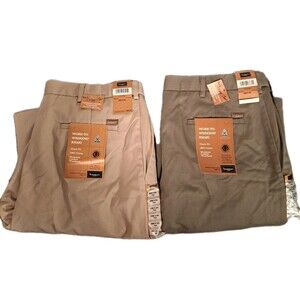 Lot Of 2 Haggers Men Classic Fit Pleat Pants 40W x 34L NWT Khaki & Olive Cotton